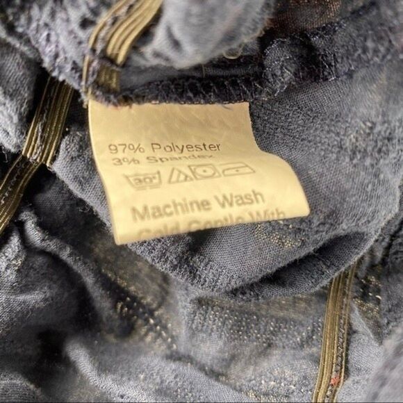 Shein Navy Blue Sleeveless Eyelet Ruffled Crop Top Small - Picture 5 of 6